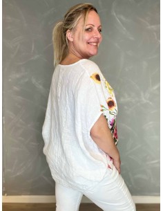 TIPPY blomstret hørbluse hvid model 3377-7690 front 2