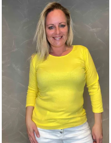 Gul viskose rib t-shirt med 3/4 ærmer, front - TIPPY