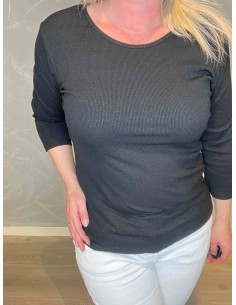 Sort viskose rib t-shirt med 3/4 ærmer, front- TIPPY 2