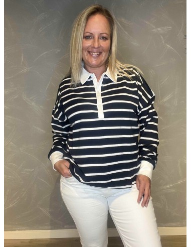 Stribet polo bluse i navy/hvid med knaplukning, casual pasform med lange ærmer og hvid krave - TIPPY