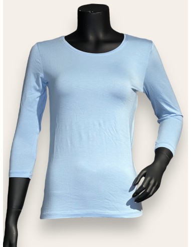 soft blue 3/4 ærmet basisbluse til kvinder – TIPPY Basic Collection