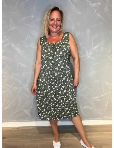 Grøn kjole med blomsterprint og bindebånd til kvinder – TIPPY Collection