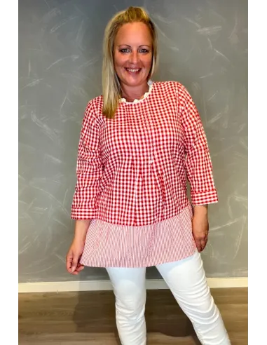 Rød ternet bluse med lag og blonde til kvinder – Design by Tippy