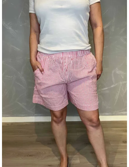 Rød stribede shorts med elastik i taljen til kvinder – Design By TIPPY
