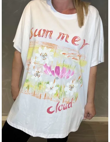 "Nærbillede af Summer Cloud print med blomster og farverige detaljer"