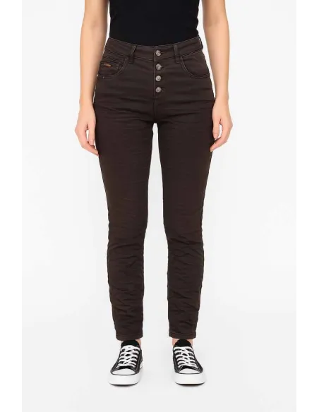 "Slim fit pasform på dark brown Karostar jeans til kvinder - TIPPY"