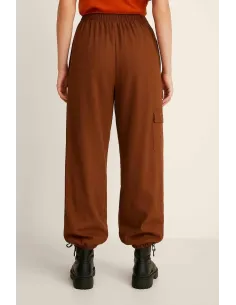 "Brun cargo bukser med store lommer til kvinder - TIPPY Collection" 2