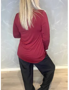 "Bordeaux viskose bluse med shiny front og løs pasform til kvinder - TIPPY Collection" 2