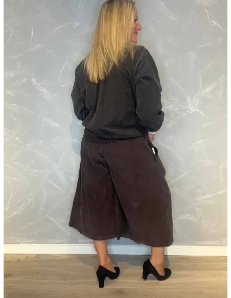 "Bagside af brun culottes i fløjl til kvinder - TIPPY"