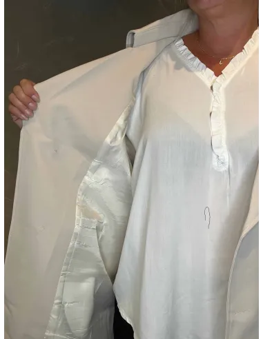 "Nærbillede af satin foer på beige lang klassisk vest til kvinder - TIPPY"