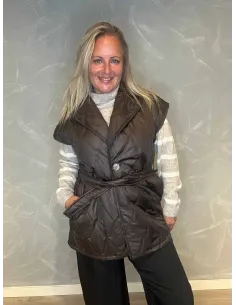 "Mørk brun lang vatteret vest med bindebælte til kvinder - TIPPY Collection"