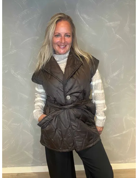 "Mørk brun lang vatteret vest med bindebælte til kvinder - TIPPY Collection"