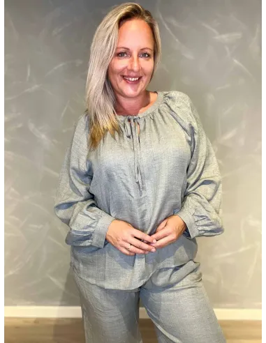 "Lys grå bluse med bindebånd og ballonærmer til kvinder - Catwalk by TIPPY"