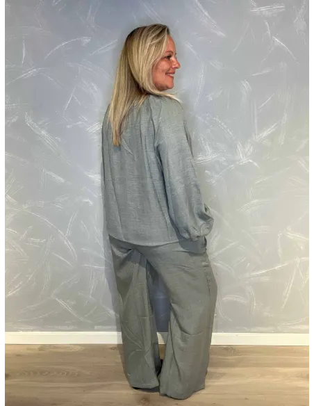 "Bagside af lys grå bluse med bindebånd til kvinder - TIPPY"