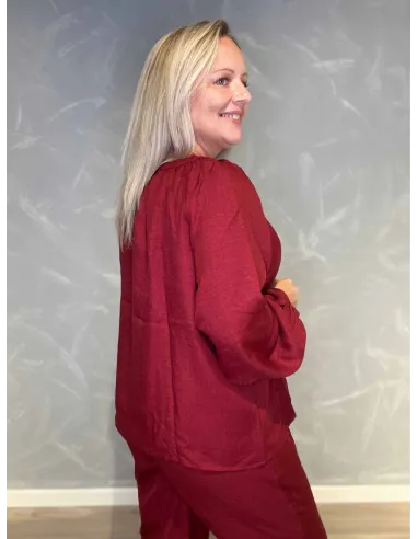 "Bagside af bordeaux bluse med bindebånd til kvinder - TIPPY"