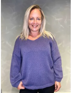 "Lilla klassisk strik med V-hals til kvinder - Design by TIPPY"