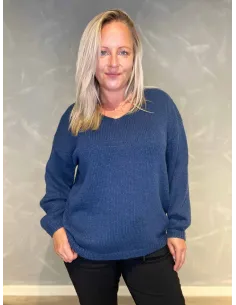 "Blå klassisk strik med V-hals til kvinder - Design by TIPPY"