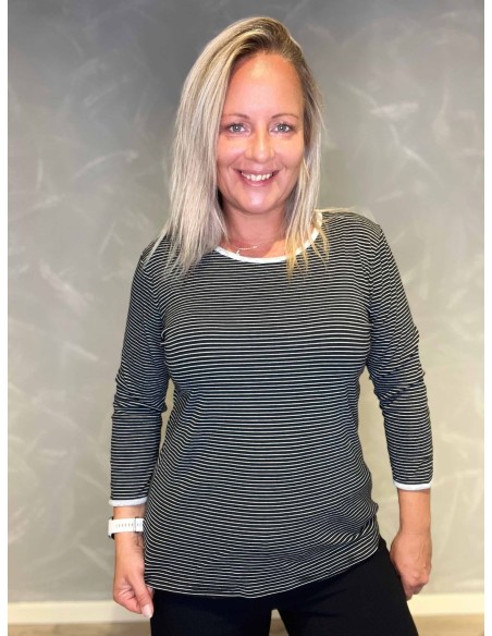 "Sort stribet t-shirt med hvide striber til kvinder - TIPPY Design"