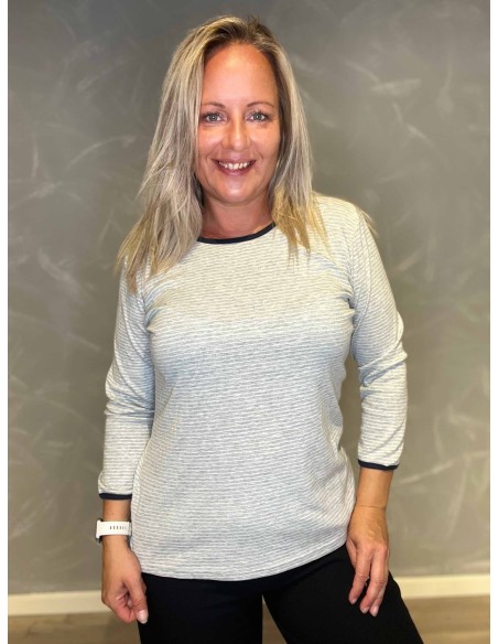 "Grå stribet t-shirt med hvide striber til kvinder - TIPPY Design"