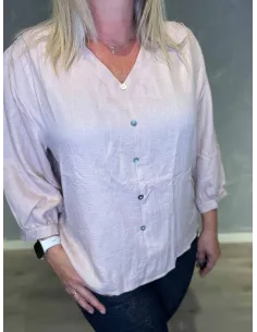 "Lyserosa skjorte med kinakrave og pynteknapper" 2