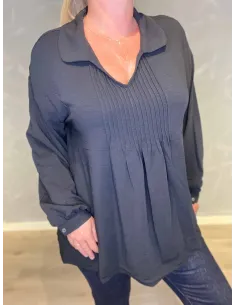 "Sort tunika med flipkrave og plisseret front" 2