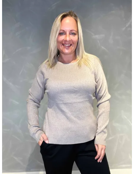 "Beige rib strik bluse med rund hals"