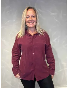 "Bordeaux babyfløjl skjorte til kvinder - TIPPY Collection"