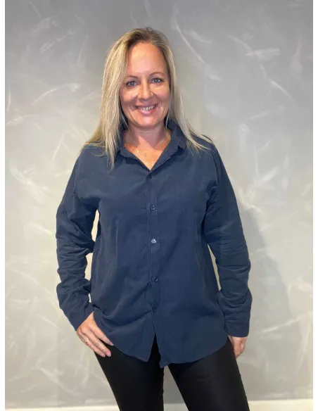 "Navy babyfløjl skjorte til kvinder - TIPPY Collection"