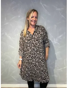 "Leo storskjorte til kvinder med leo-print - TIPPY Collection"