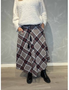 "Beige ternet nederdel med lommer til kvinder - TIPPY Collection"