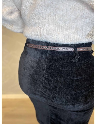 "Bagside af sort velour nederdel med lynlås til kvinder - TIPPY"