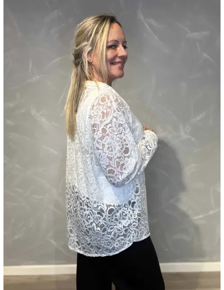 "Bagside af hvid gennemsigtig blondeskjorte til kvinder - TIPPY"