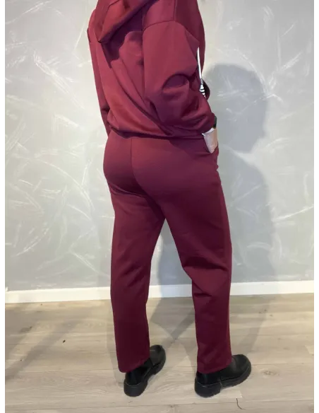 Bagside af bordeaux casual bukser – TIPPY