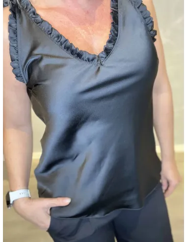 35871 ÆRMELØS SATIN TOP MED FLÆSER SORT