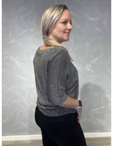 bagside af grå glimmer bluse – TIPPY Collection