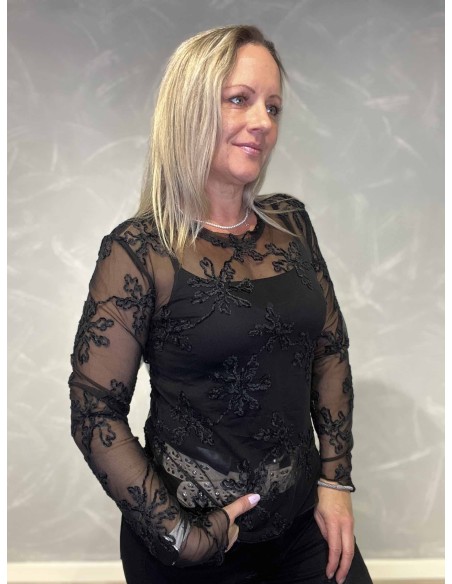 Sort mesh bluse til kvinder med blomsterbroderi – TIPPY Collection TIPPY