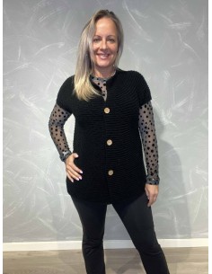 Sort strikvest med knapper til kvinder – TIPPY Collection