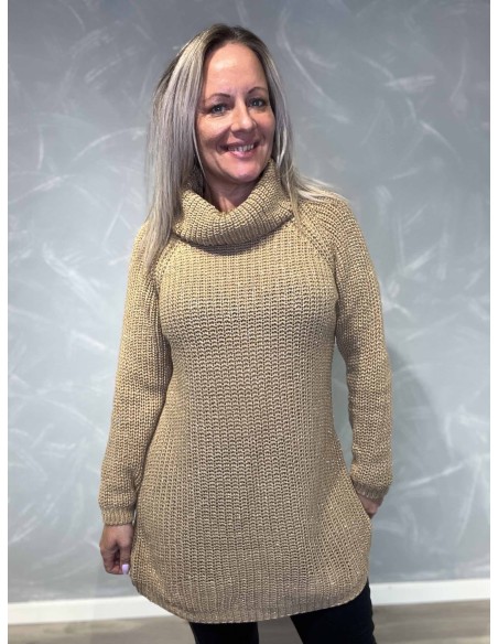 Latte højhalset strik med glimmer til kvinder – TIPPY Collection