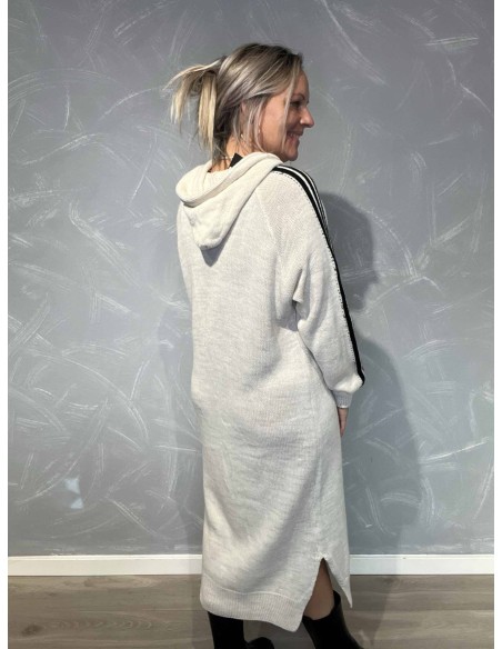 Bagside af beige strik sweatkjole til kvinder – TIPPY