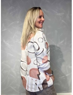 Hvid/multicolor bluse med abstrakt print og plysdetaljer til kvinder – TIPPY Collection 2