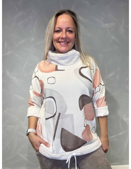 Hvid/multicolor bluse med abstrakt print og plysdetaljer til kvinder – TIPPY Collection