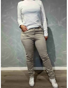 Beige slim fit jeans til kvinder – Karostar