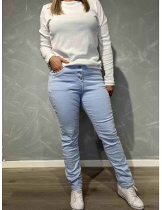 Lyseblå slim fit jeans til kvinder – Karostar