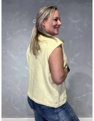 Bagside af gul strikvest med knapper – TIPPY