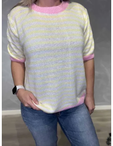 Nærbillede af strikstruktur på stribet strik – TIPPY