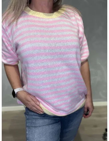 Nærbillede af strikstruktur på stribet strik – TIPPY