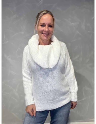 Hvid off shoulder strik med stor krave til kvinder – Tippy Collection