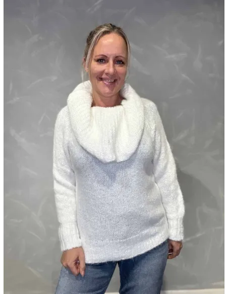 Hvid off shoulder strik med stor krave til kvinder – Tippy Collection