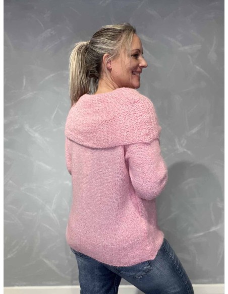 Bagside af rosa off shoulder strik til kvinder – TIPPY