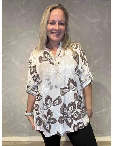 Beige skjortebluse med brune blomster og palietter til kvinder – Tippy Collection